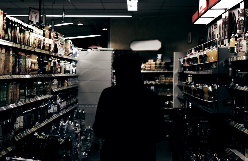 Factors to Consider When Starting a Liquor Store